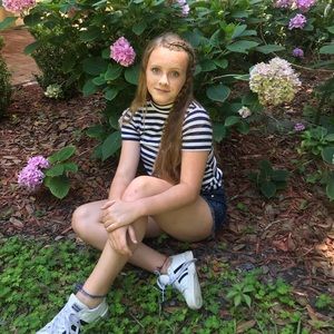 Meet your Posher, Jewel